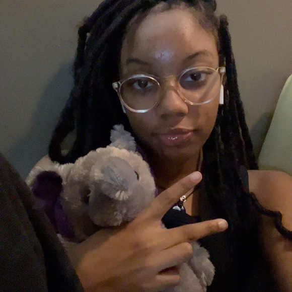 Meet your Posher, Tamela’s - Picture 1 of 1